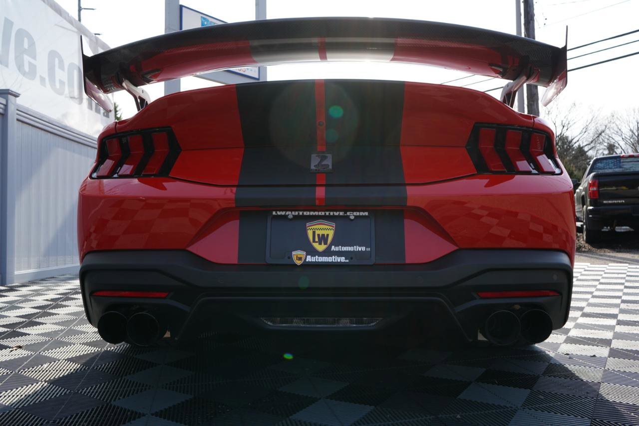 Used 2025 Ford Mustang GT Premium w/ GT Performance Package image 8