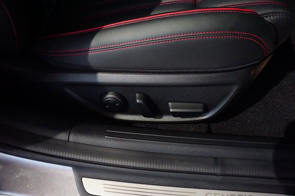 New 2026 Genesis G70 3.3T Sport Prestige image 20