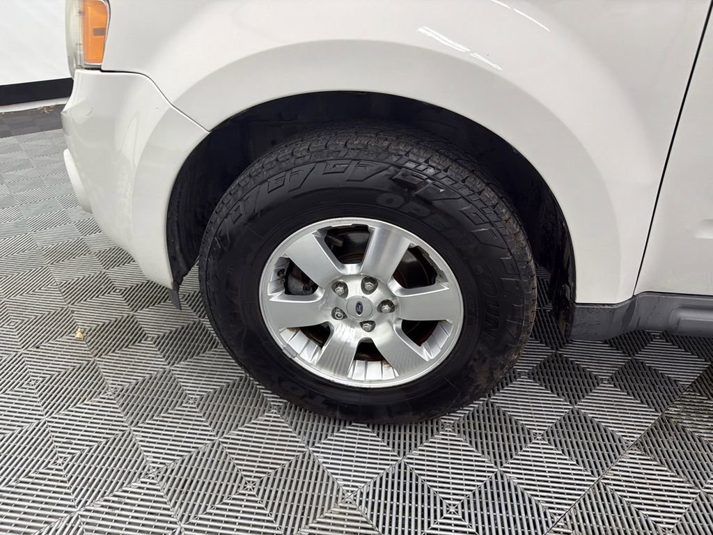 Used 2012 Ford Escape Limited FWD image 12