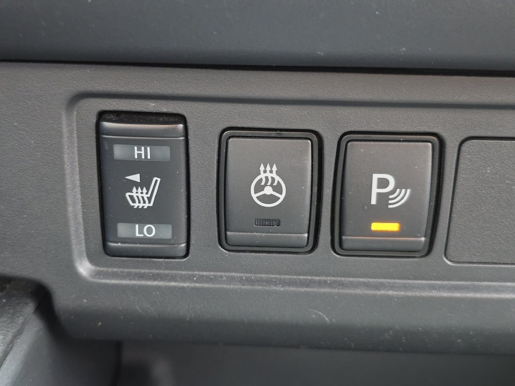 Used 2022 Nissan Frontier PRO-4X AWD/4WD image 27