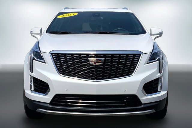 Used 2023 Cadillac XT5 Premium Luxury AWD/4WD image 2