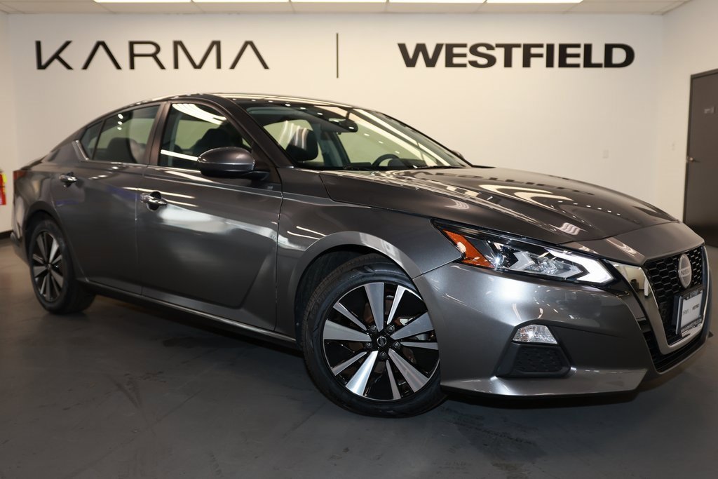 Used 2022 Nissan Altima 2.5 SV