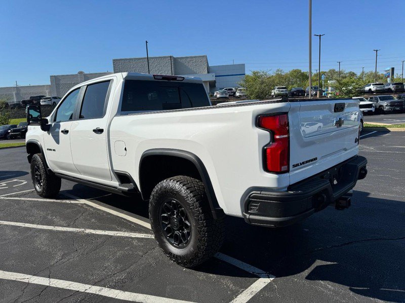 Used 2025 Chevrolet Silverado 2500 ZR2 w/ ZR2 Bison Edition image 5