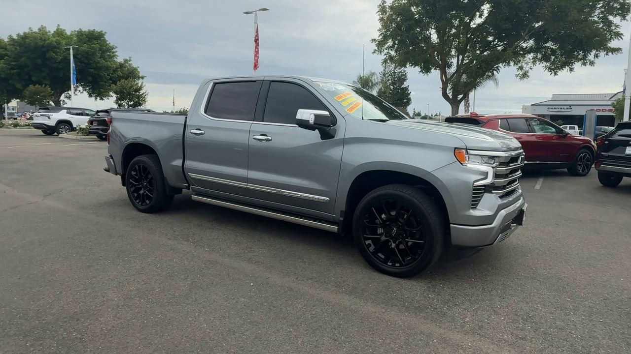 Used 2025 Chevrolet Silverado 1500 High Country AWD/4WD video 1
