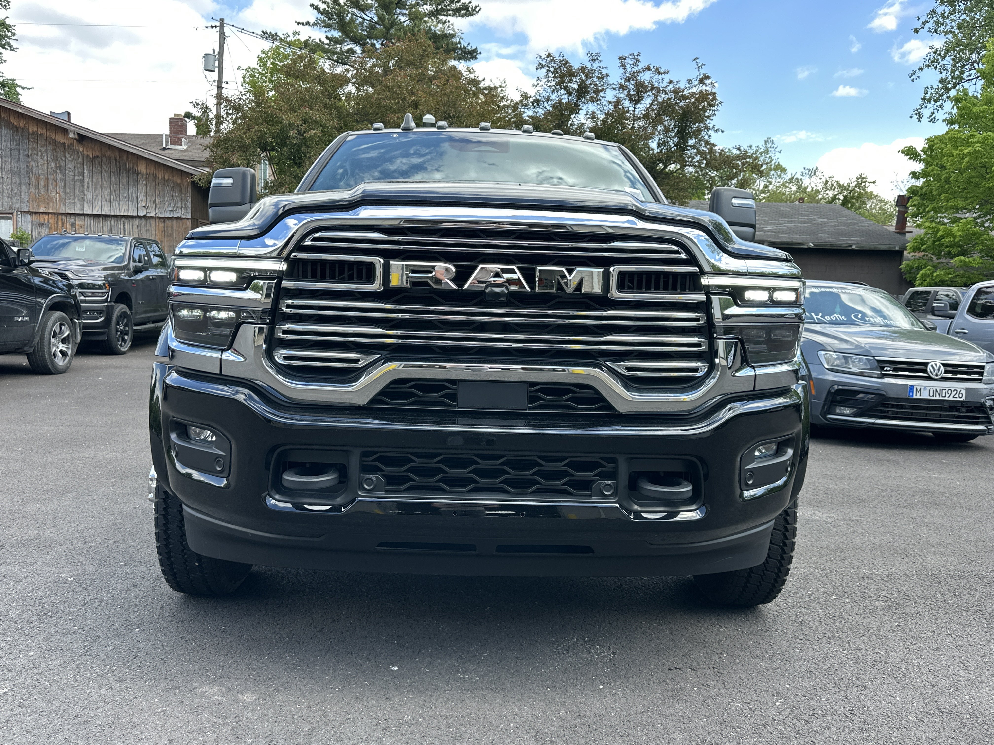 New 2026 RAM 5500 4x4 Crew Cab w/ Laramie Trim Package image 22