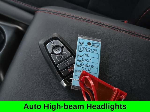 Used 2025 Ford Explorer ST AWD/4WD image 27