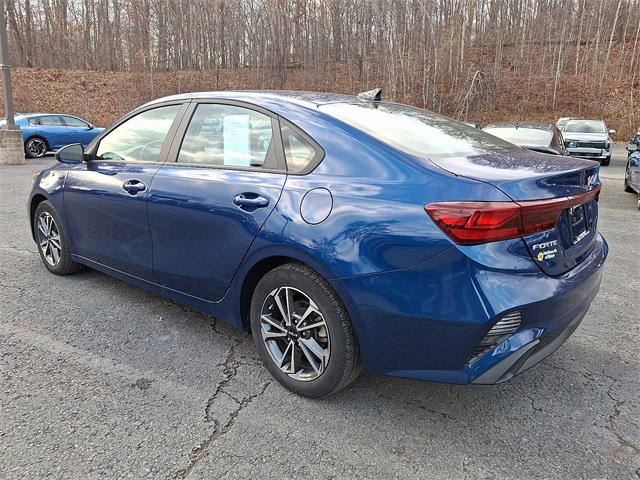 Used 2023 Kia Forte LXS image 4