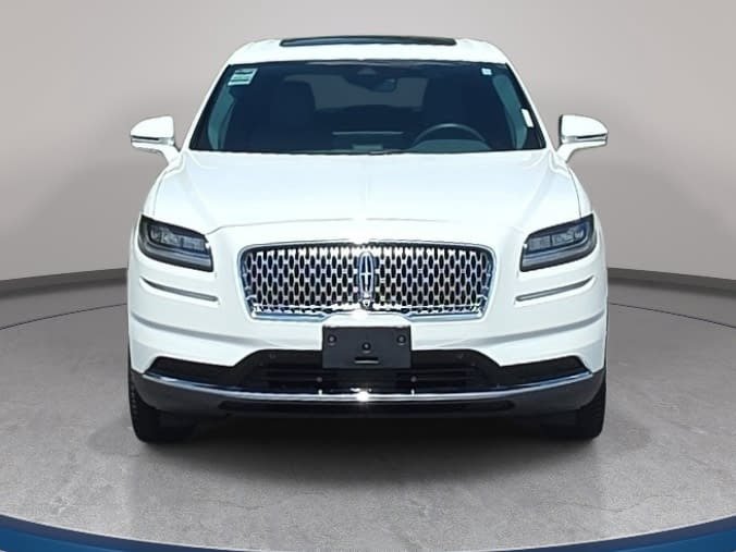 Used 2023 Lincoln Nautilus Reserve w/ Equipment Group 201A AWD/4WD image 2