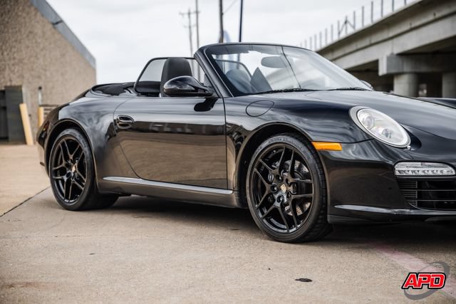 Used 2010 Porsche 911 Carrera RWD image 47