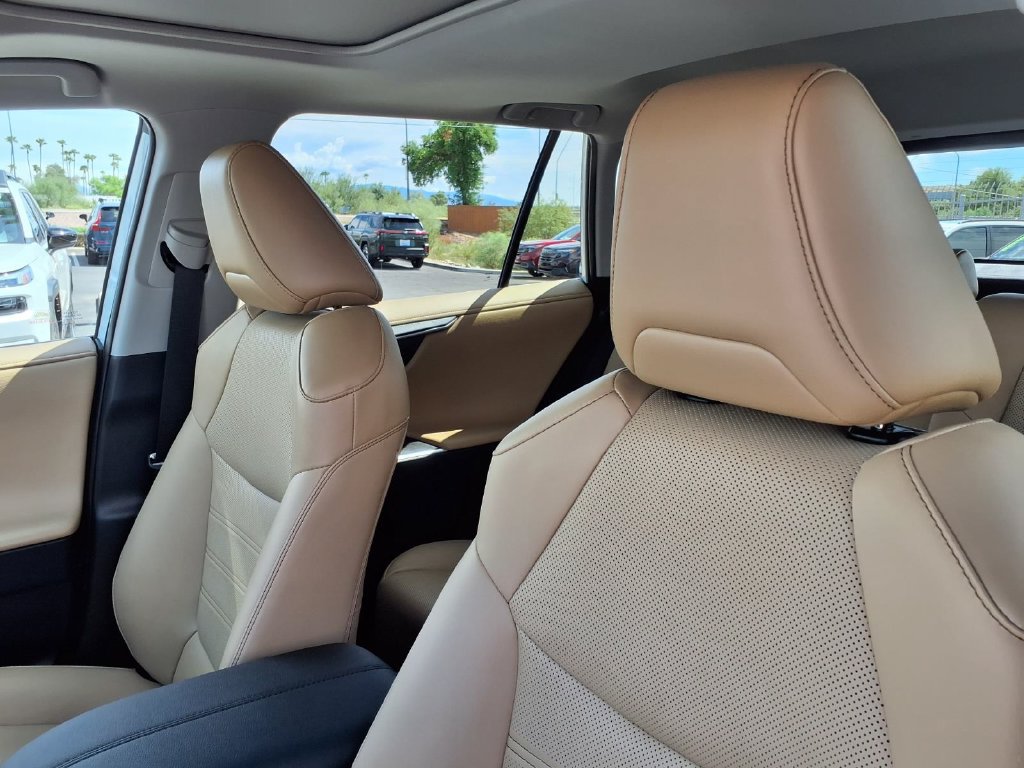 Used 2025 Toyota RAV4 Limited w/ Advanced Technology Package FWD image 27