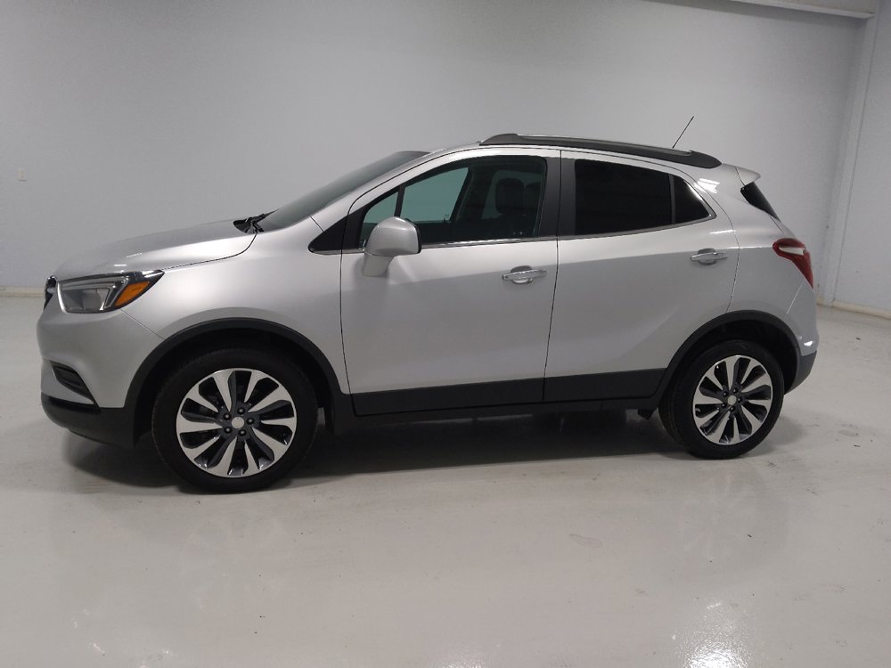 Used 2022 Buick Encore Preferred w/ Safety Package AWD/4WD image 2