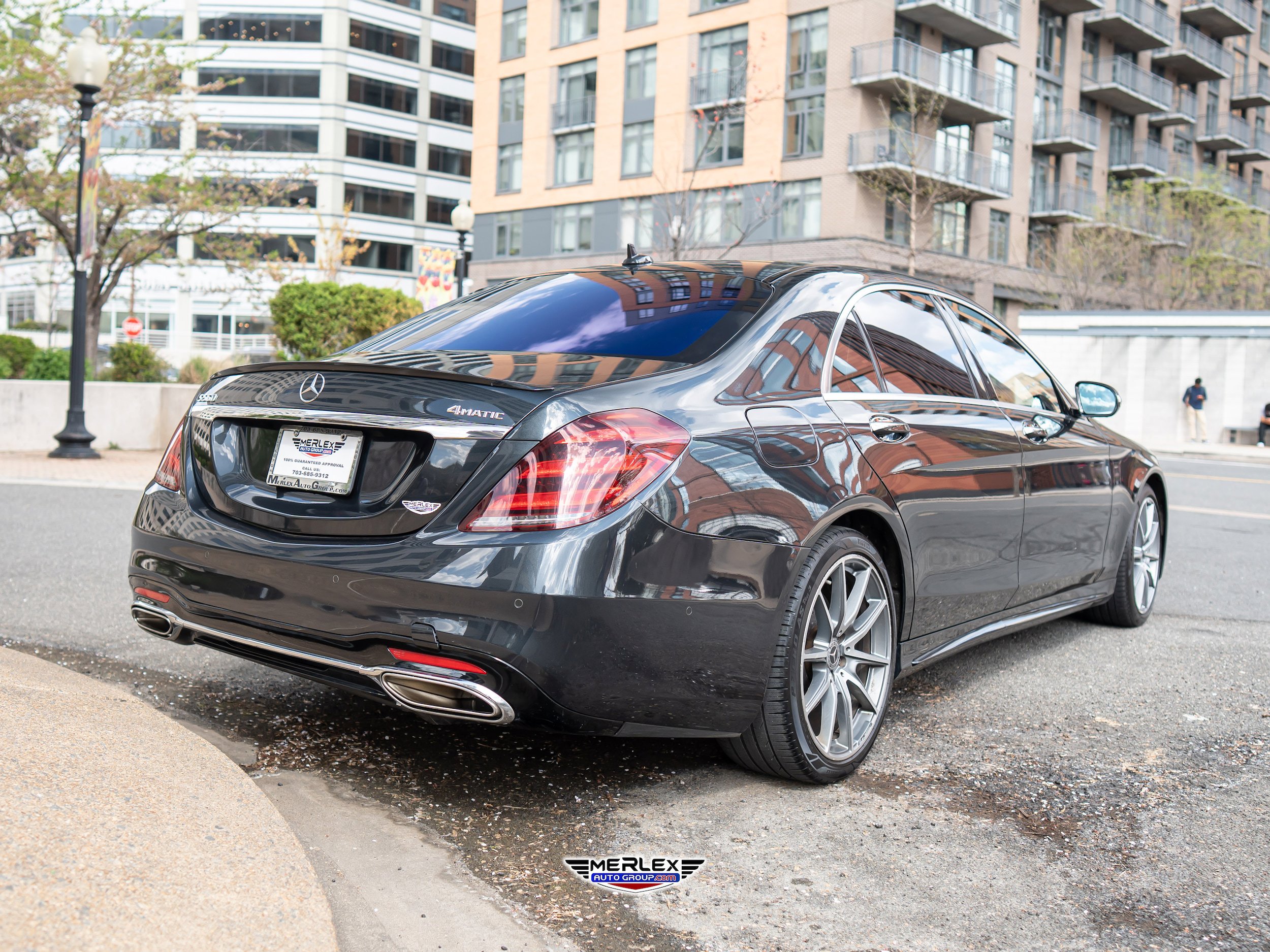 Used 2019 Mercedes-Benz S 560 4MATIC Sedan image 7