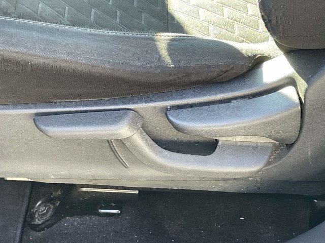 Used 2023 Nissan Kicks SV FWD image 17