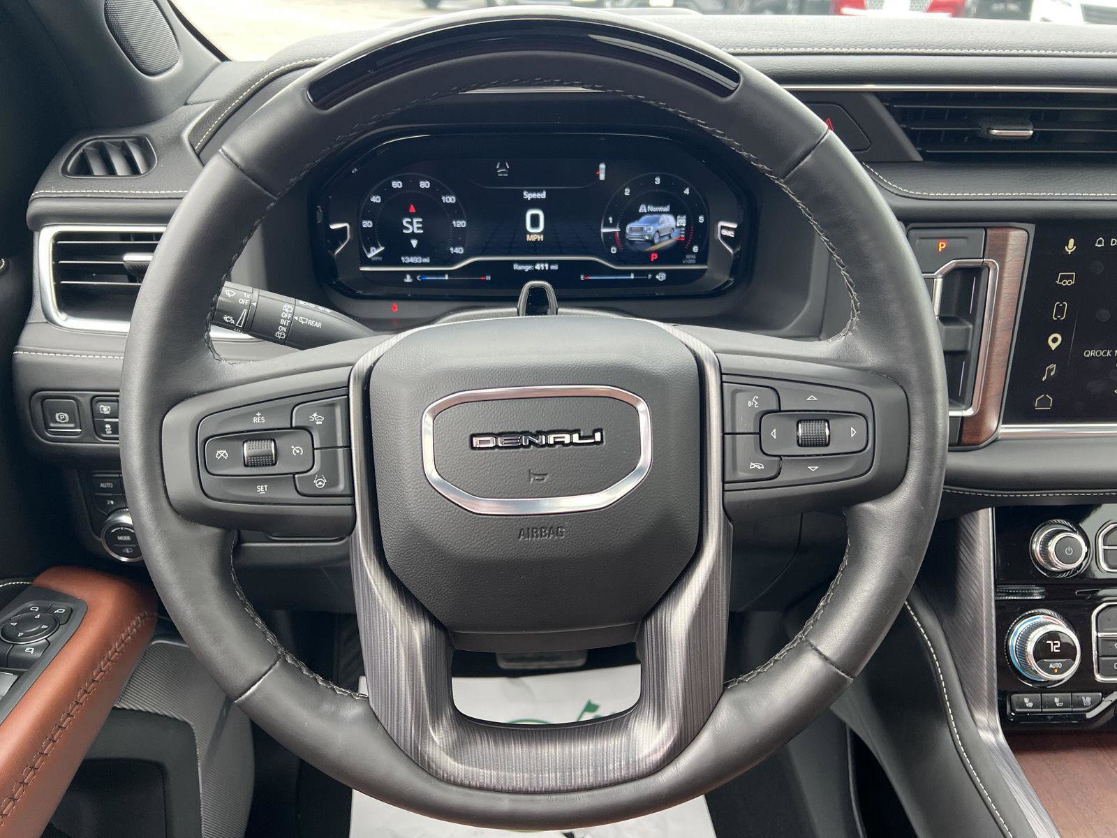 Used 2023 GMC Yukon Denali Ultimate AWD/4WD image 26