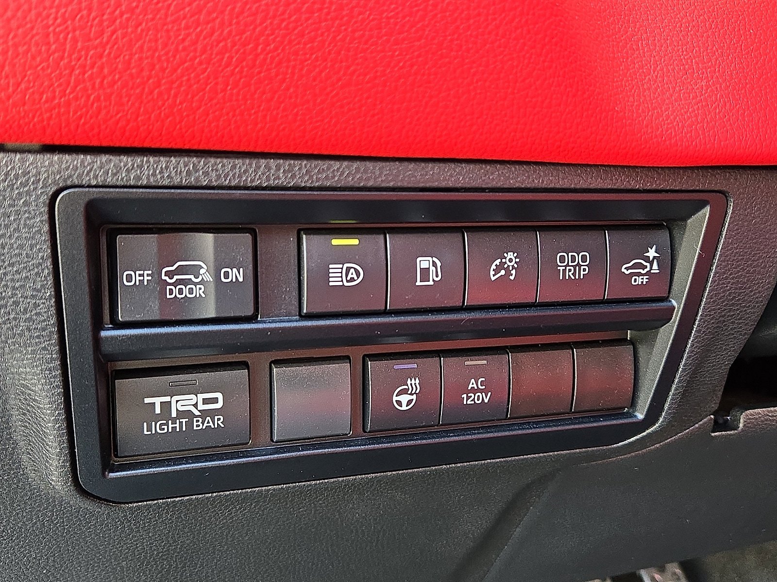 Used 2023 Toyota Sequoia TRD Pro AWD/4WD image 26