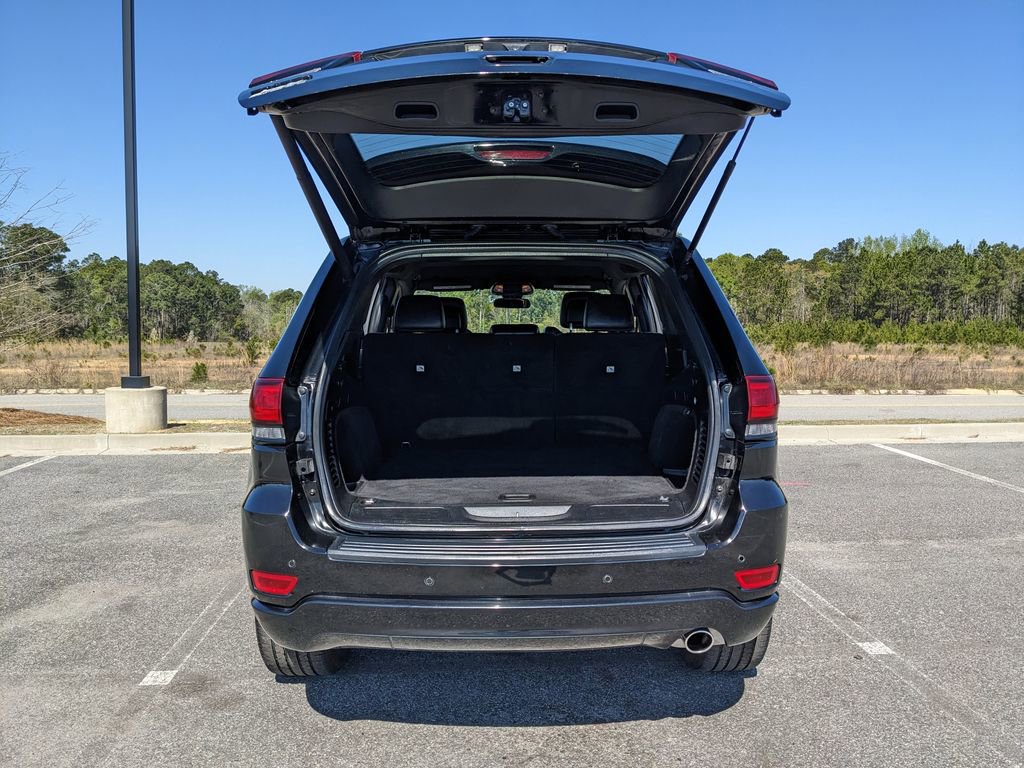 Used 2021 Jeep Grand Cherokee Laredo X image 39