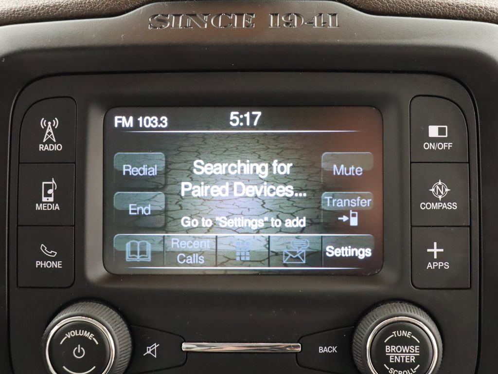 Used 2016 Jeep Renegade Latitude AWD/4WD image 25