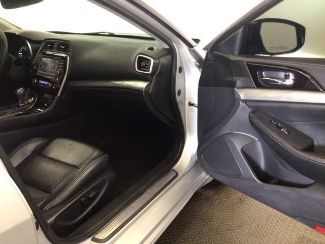 Used 2018 Nissan Maxima 3.5 SV FWD image 11