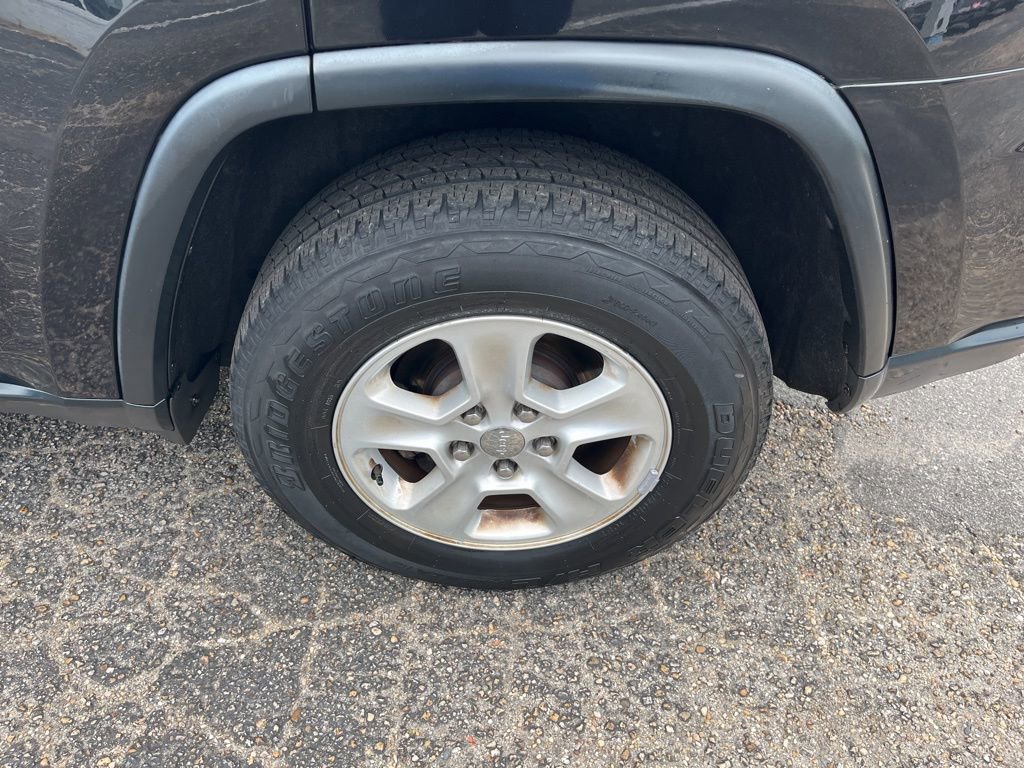 Used 2015 Jeep Grand Cherokee Laredo w/ Quick Order Package 23E image 9