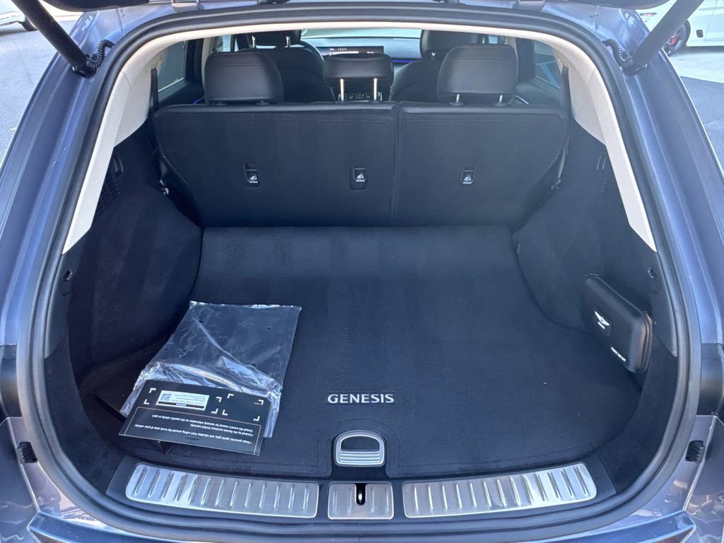 Used 2026 Genesis GV70 2.5T Select AWD/4WD image 18