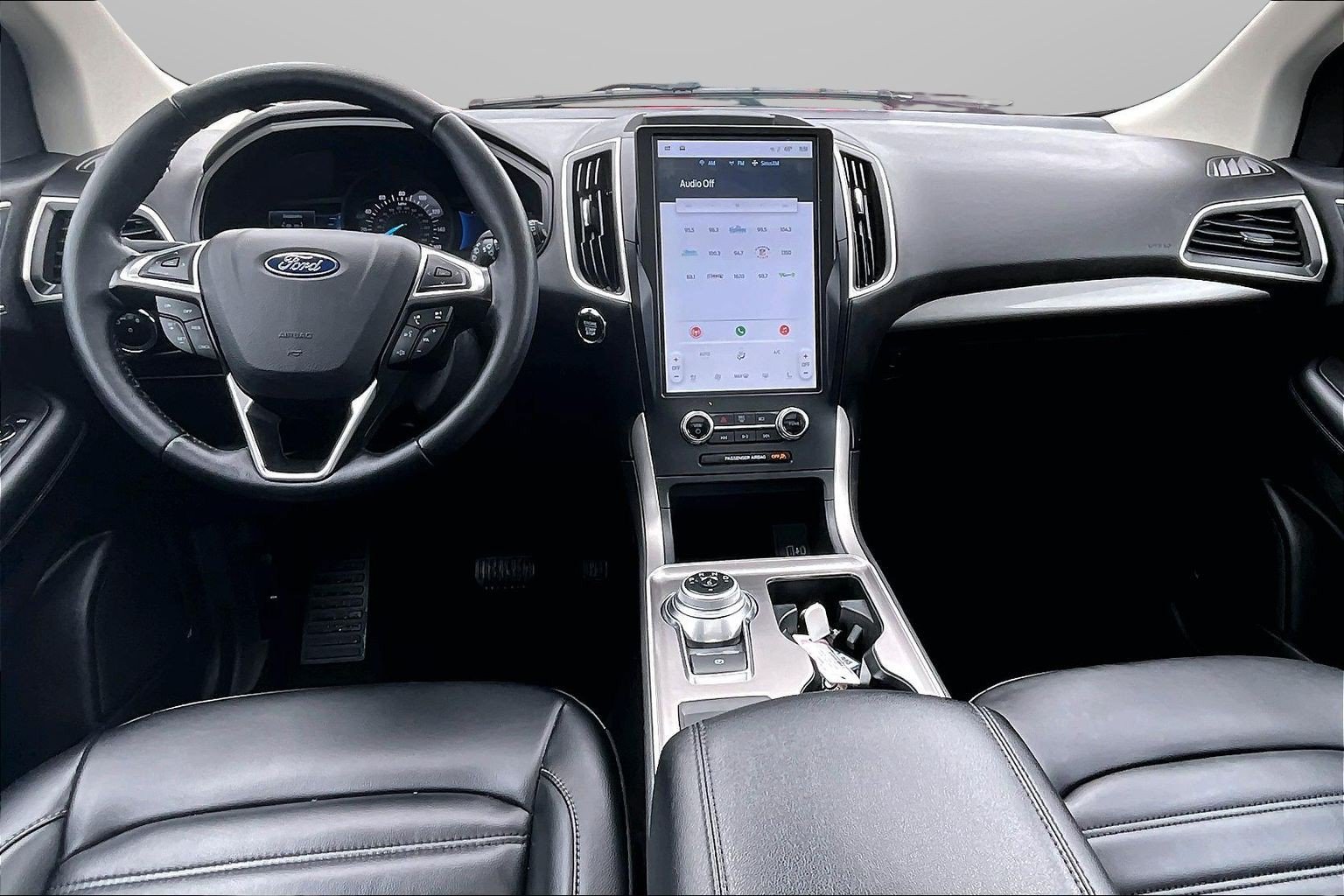 Used 2024 Ford Edge SEL w/ Convenience Package image 14