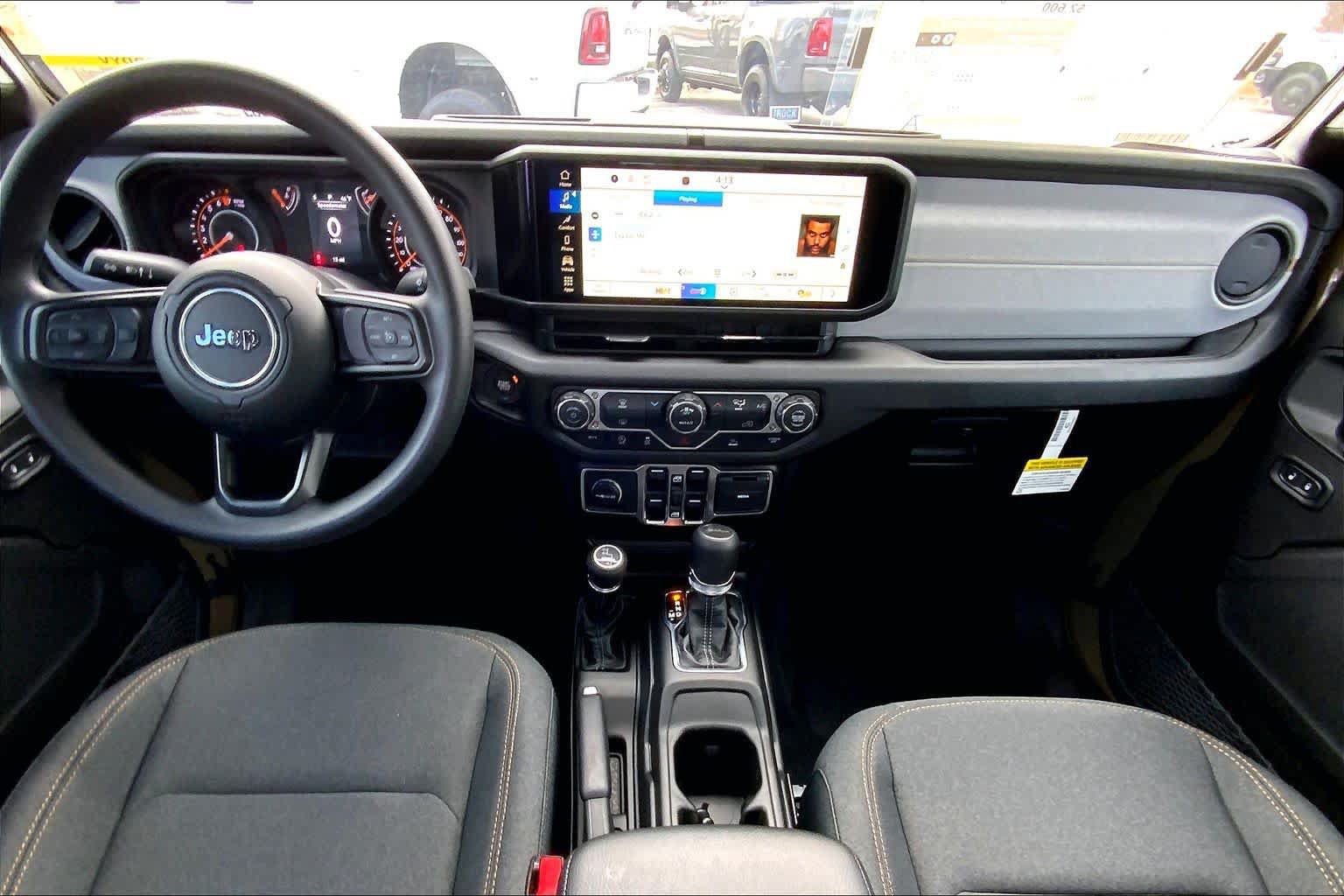 New 2026 Jeep Gladiator Sport AWD/4WD image 12