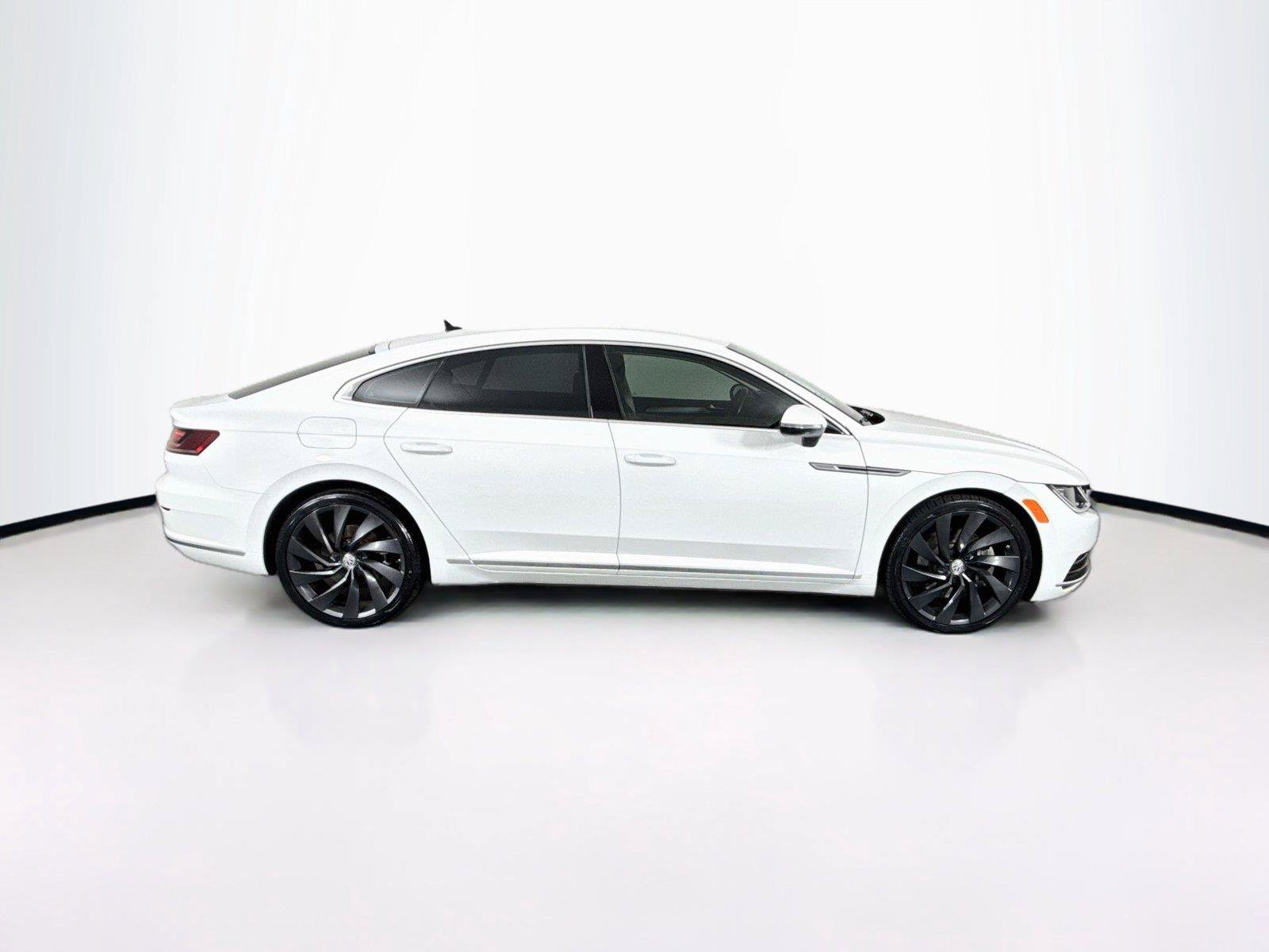 Used 2019 Volkswagen Arteon SE AWD/4WD image 10
