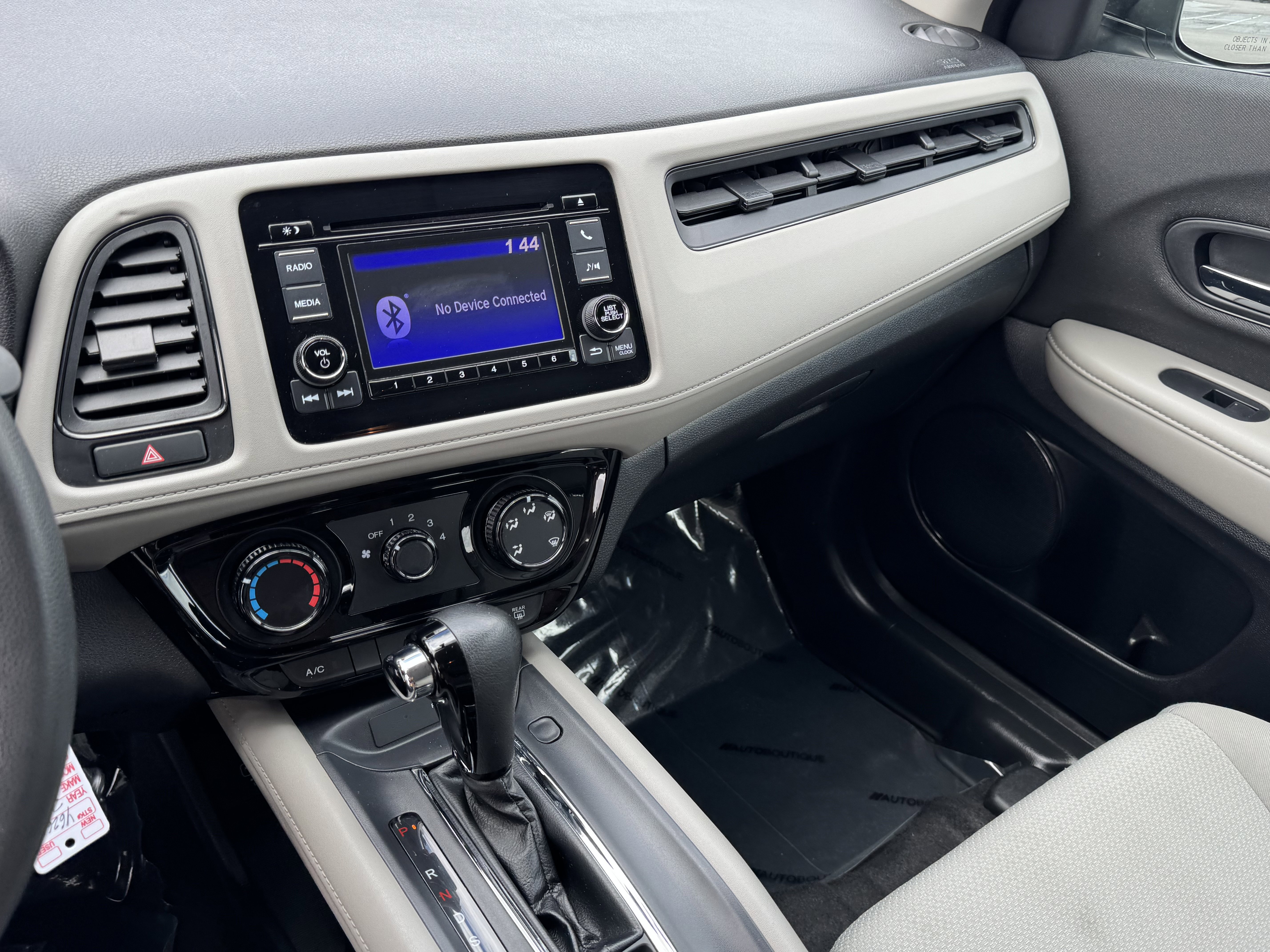 Used 2022 Honda HR-V LX image 19