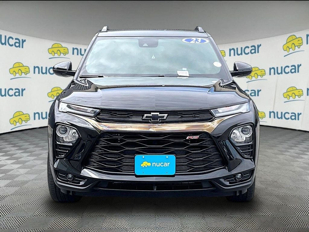 Used 2023 Chevrolet TrailBlazer RS w/ Technology Package FWD image 2