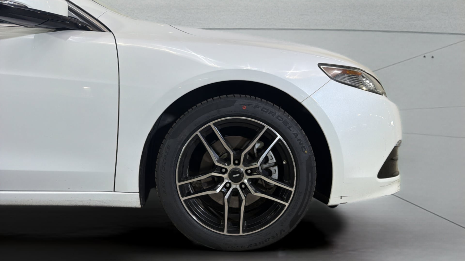 Used 2017 Acura TLX V6 SH-AWD w/ Technology Pkg image 34