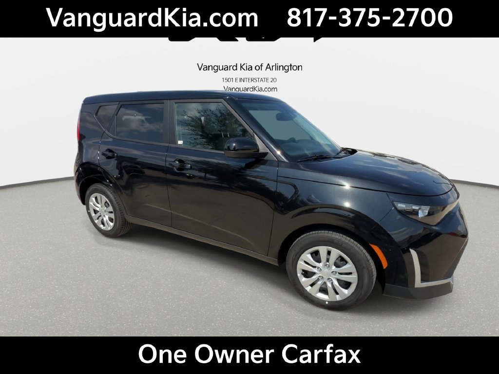 Certified 2023 Kia Soul LX FWD image 2