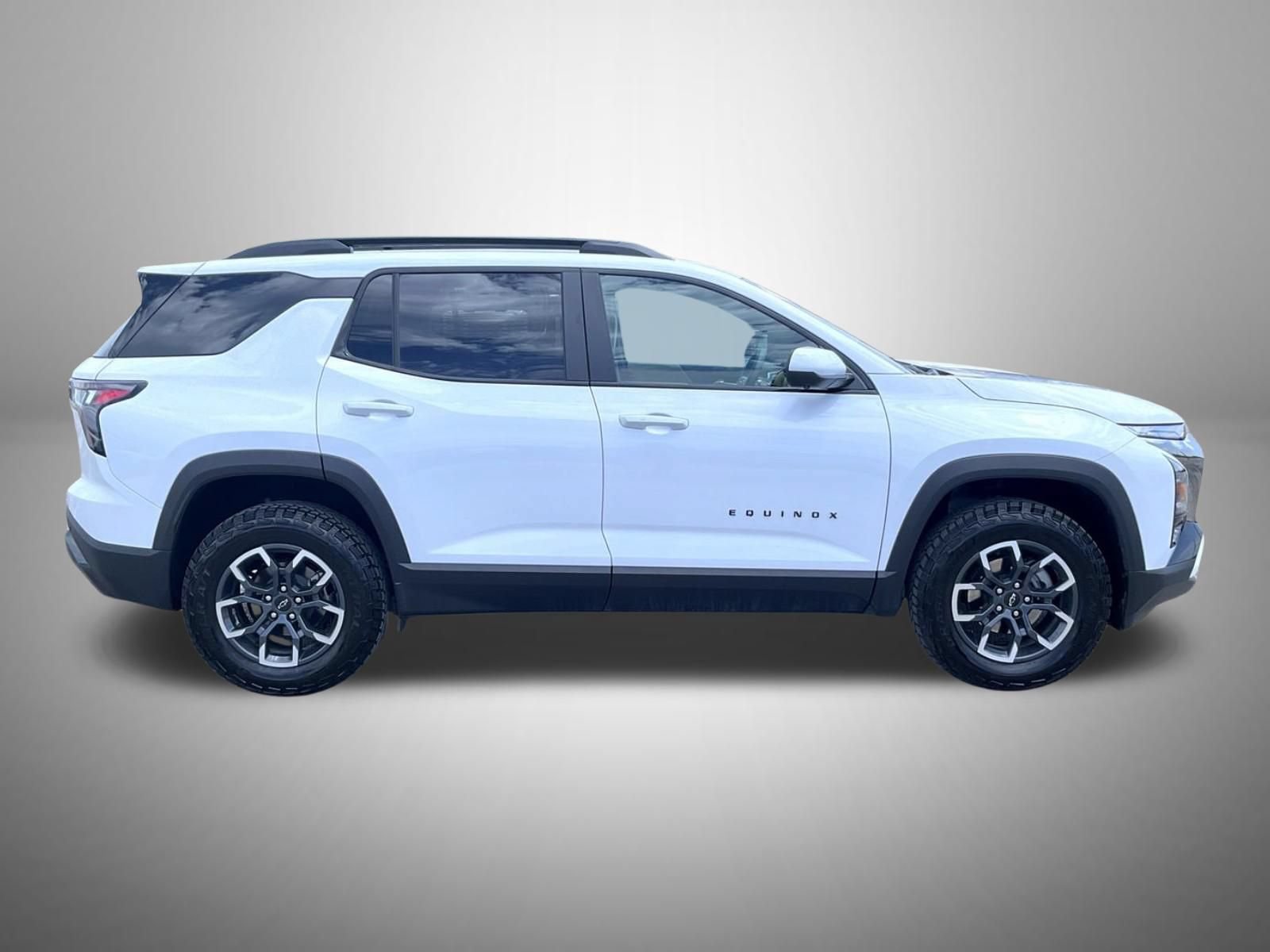 Certified 2026 Chevrolet Equinox ACTIV w/ Safety and Technology Package AWD/4WD image 6