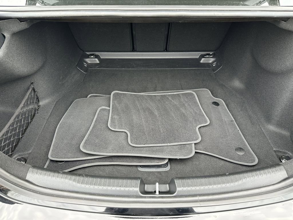 Certified 2025 Mercedes-Benz C 300 4MATIC Sedan image 21