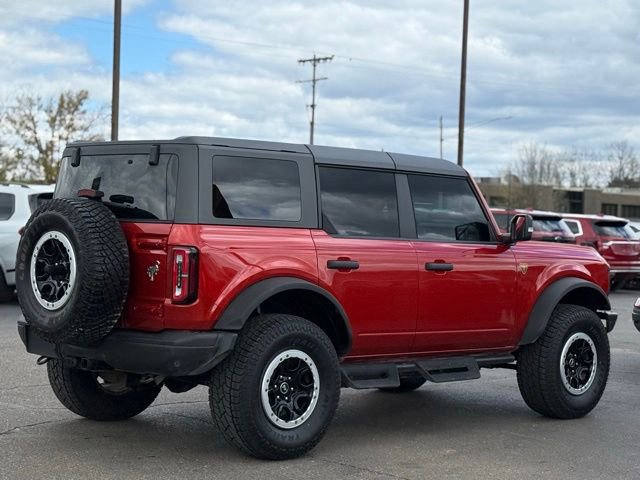 Certified 2023 Ford Bronco Badlands w/ Sasquatch Package AWD/4WD image 39