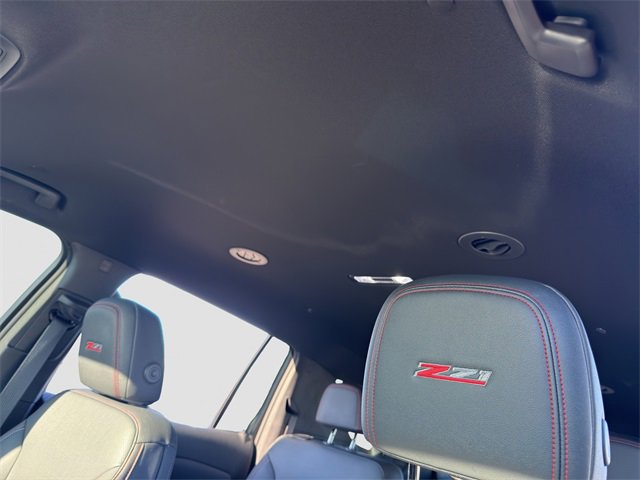 Used 2025 Chevrolet Traverse Z71 w/ Driver Confidence Package image 29