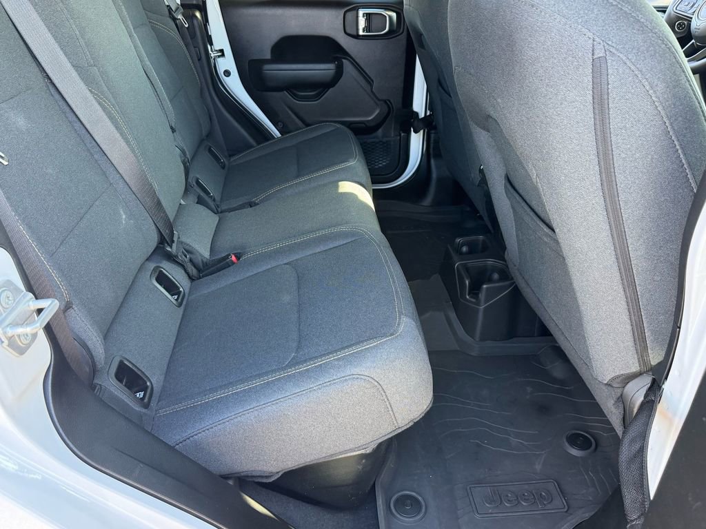 Used 2025 Jeep Gladiator Willys image 18