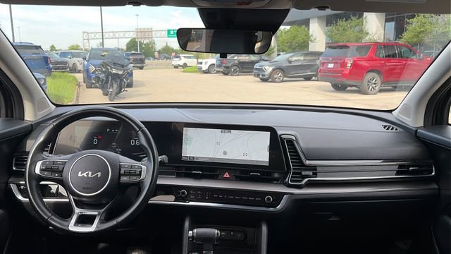 Used 2023 Kia Sportage EX FWD image 15