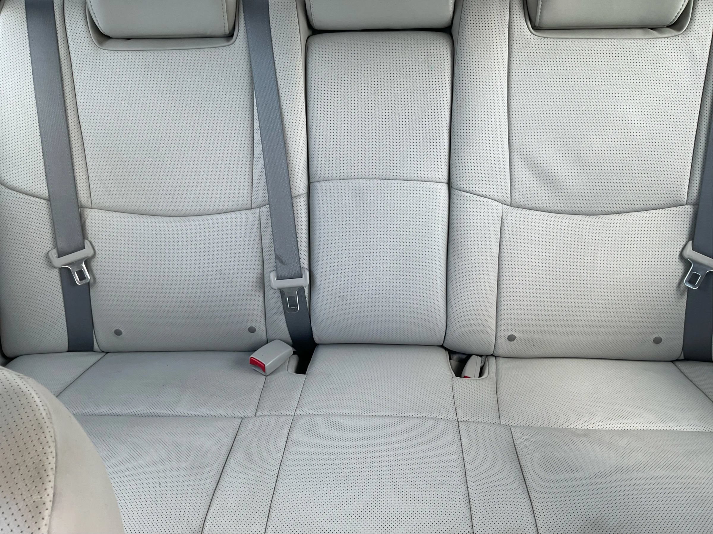 Used 2012 Toyota Avalon Limited FWD image 13