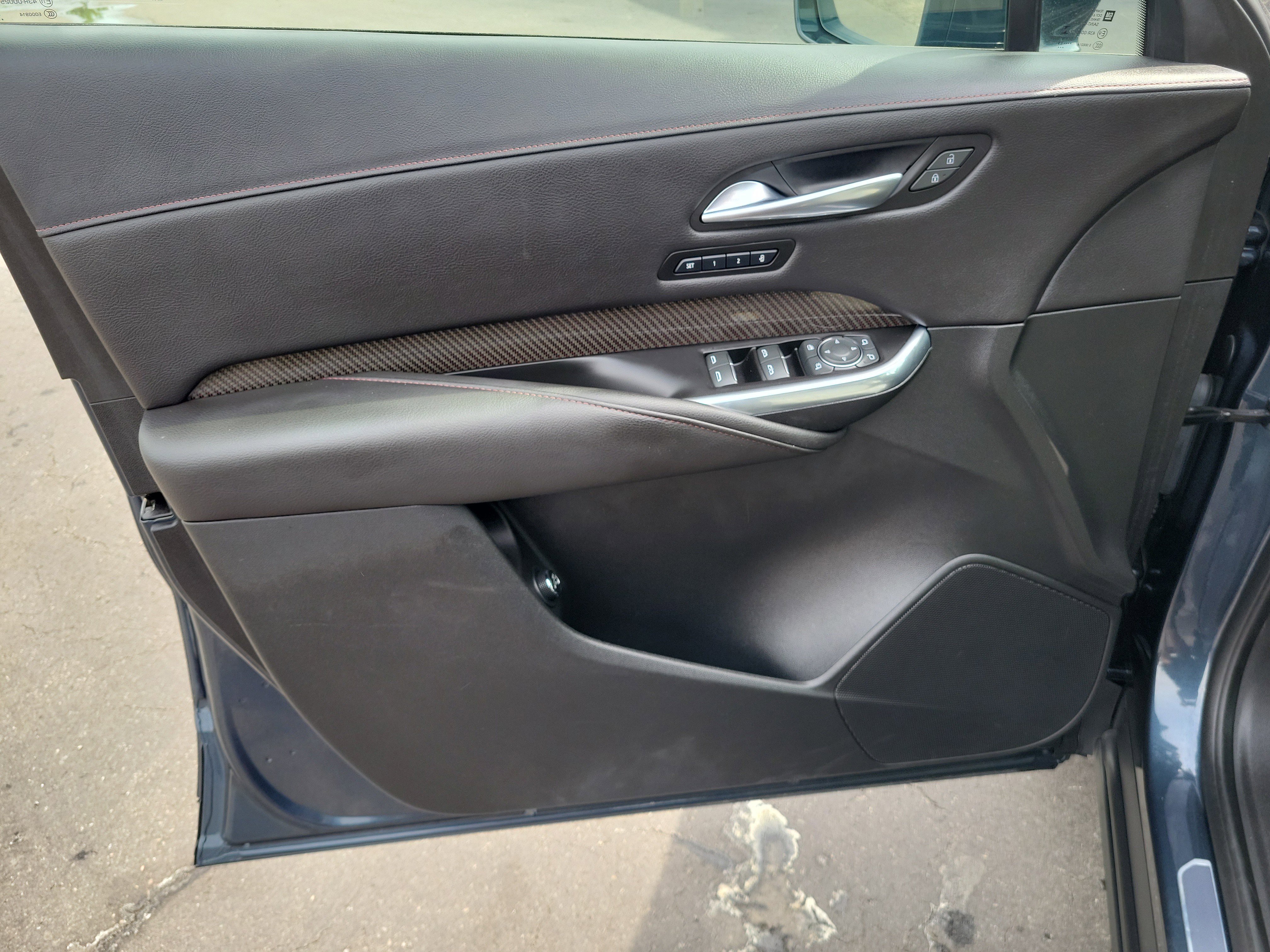Used 2019 Cadillac XT4 Sport w/ Cold Weather Package FWD image 20