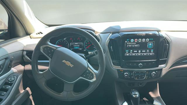 Used 2019 Chevrolet Traverse Premier w/ Driver Confidence II Package FWD image 16