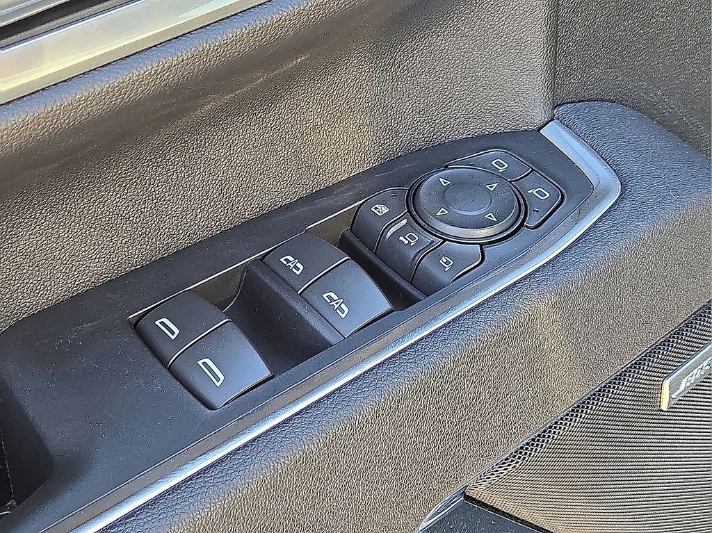 Used 2025 GMC Sierra 2500 SLT w/ SLT Premium Package image 24