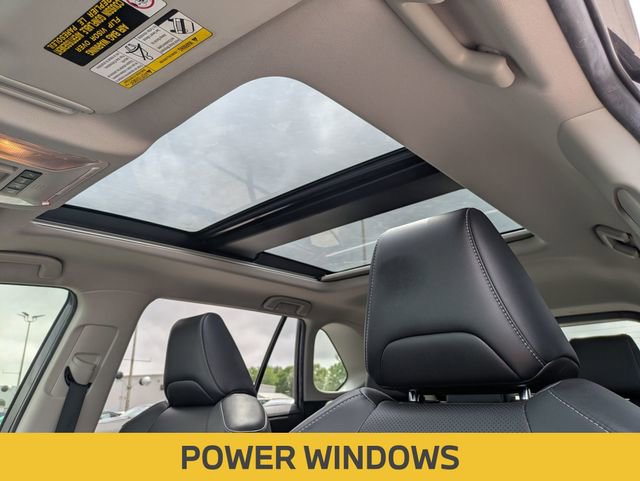 Used 2021 Toyota RAV4 Limited image 18