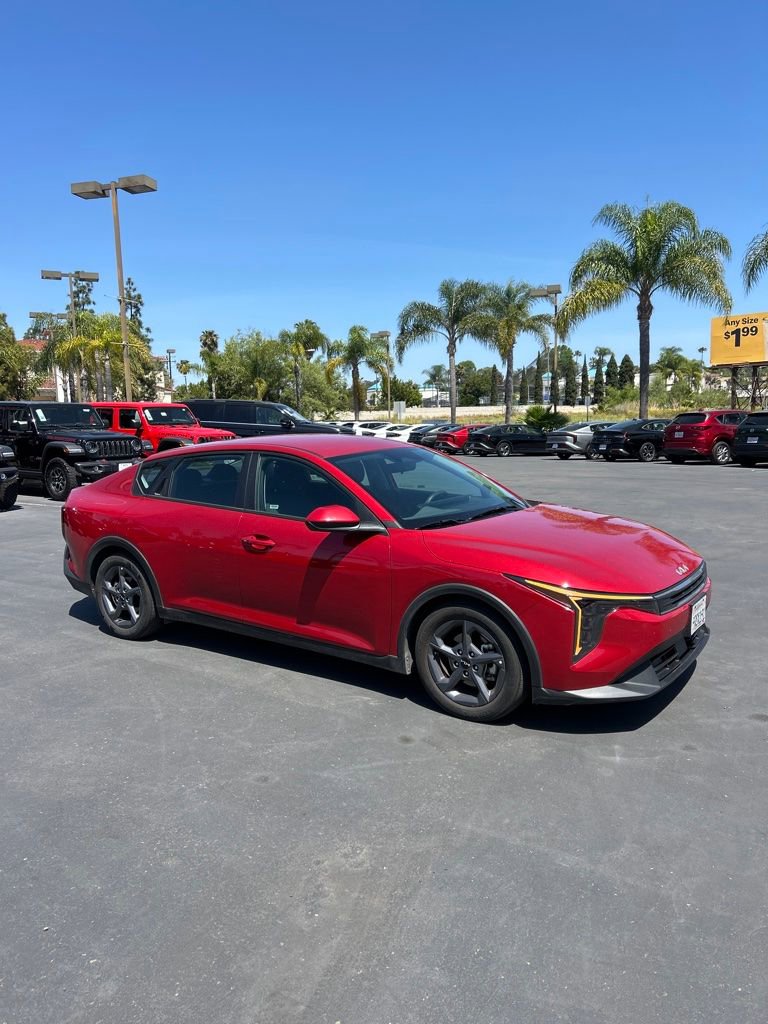 Used 2025 Kia K4 LXS image 5