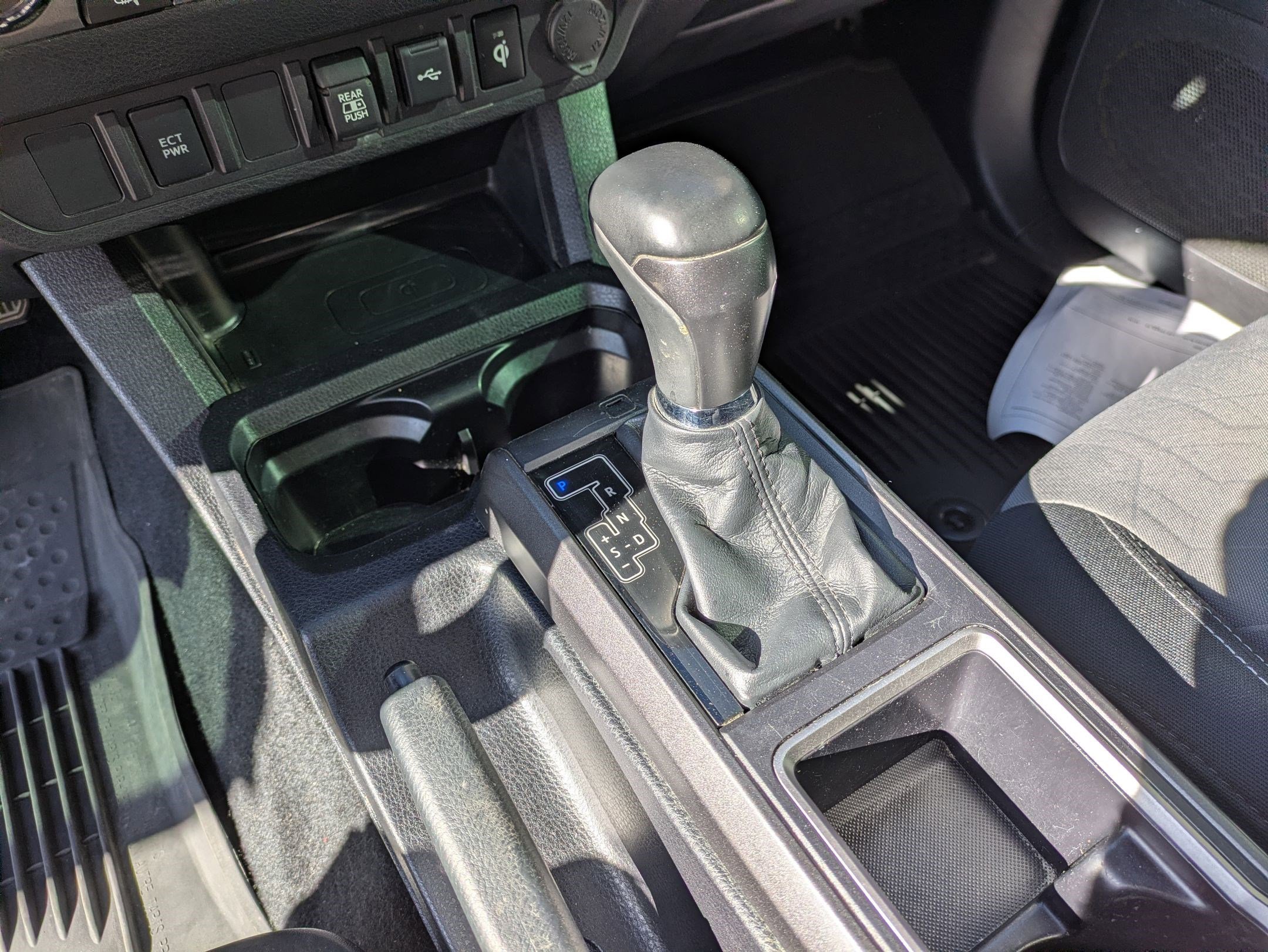 Used 2023 Toyota Tacoma TRD Off-Road w/ Black Out Package (TMS) AWD/4WD image 21