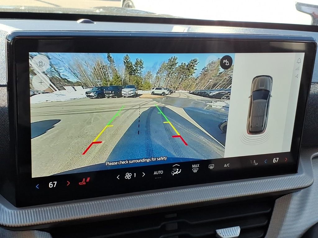 Used 2025 Ford Explorer Active image 25