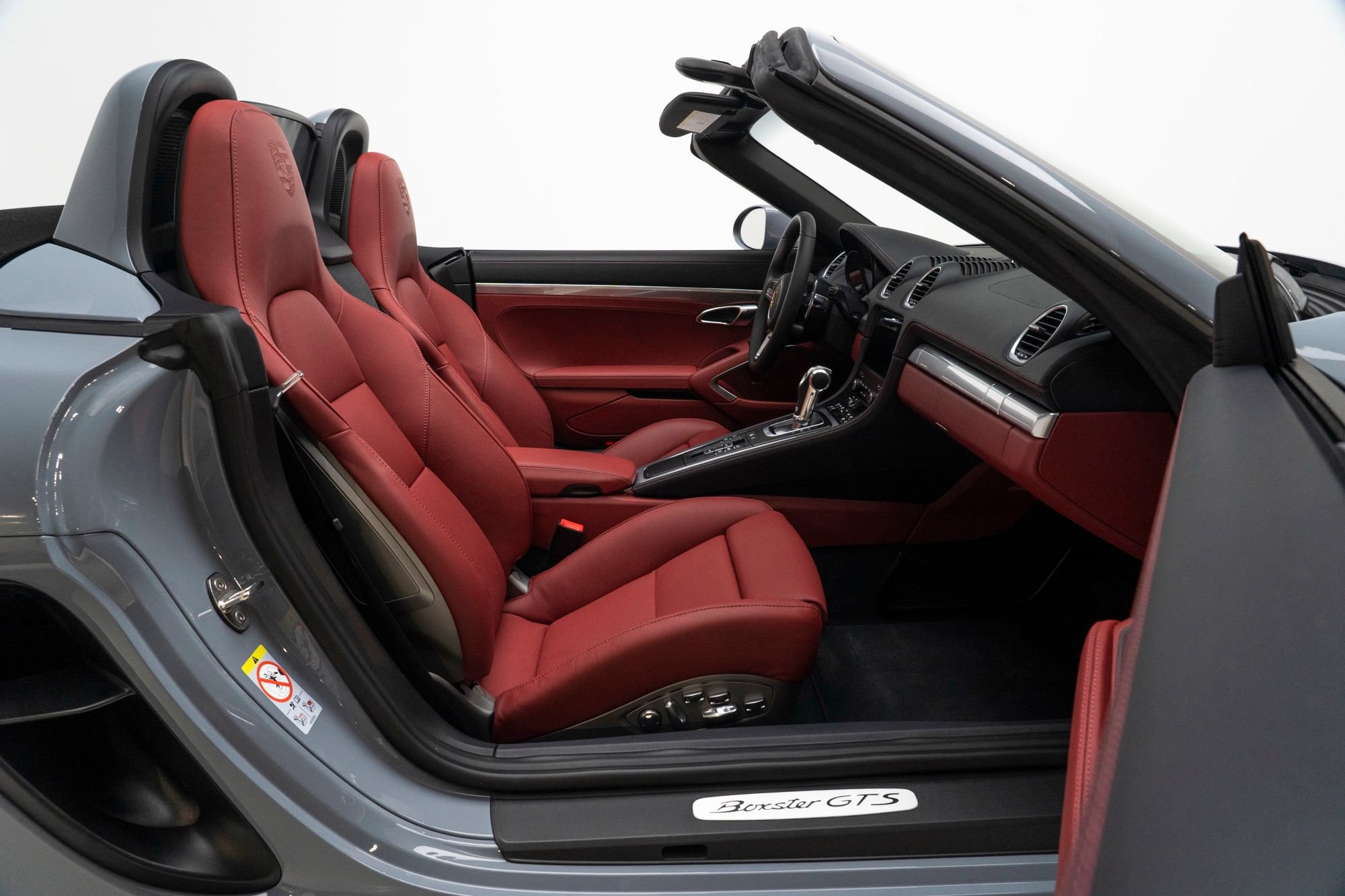 Used 2025 Porsche 718 Boxster GTS RWD image 53