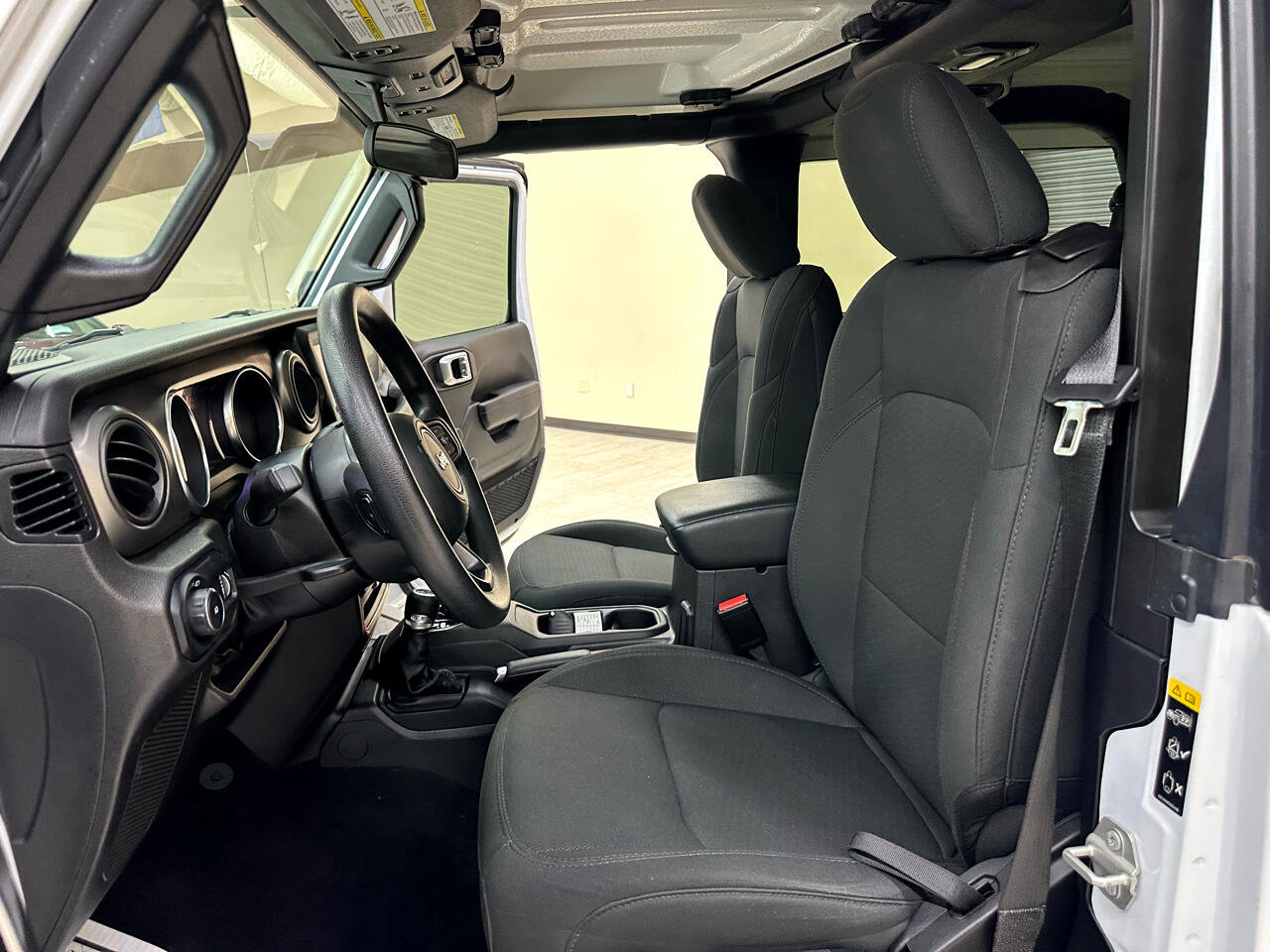 Used 2023 Jeep Wrangler Sport image 17