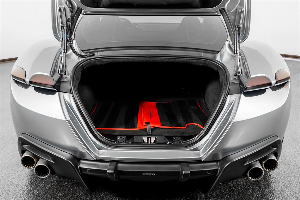 Used 2022 Ferrari Roma image 52