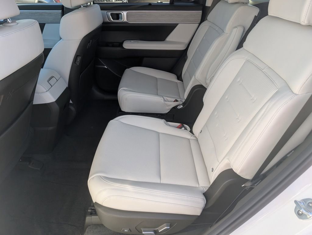 New 2025 Hyundai Santa Fe Calligraphy image 18