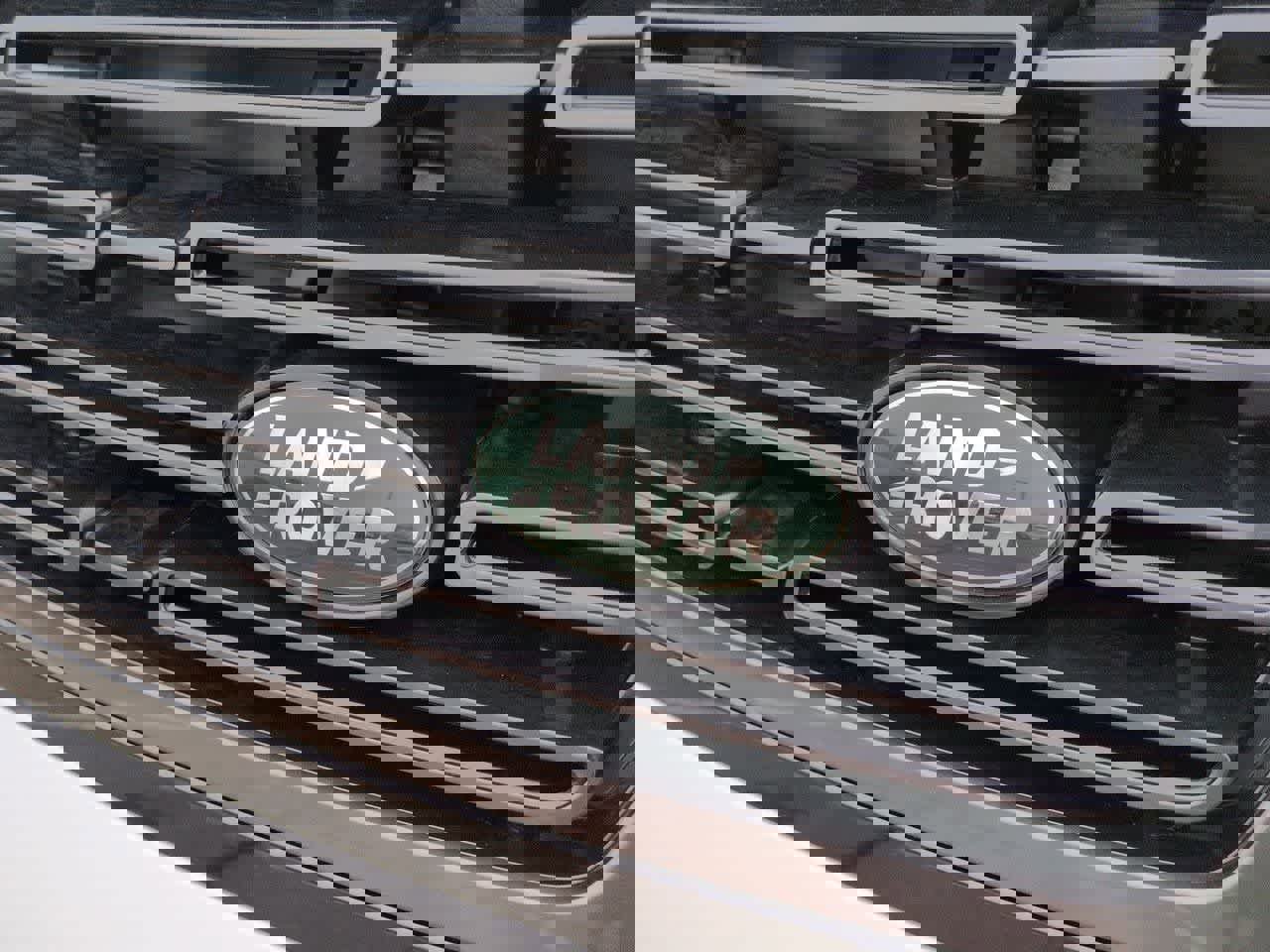 New 2026 Land Rover Range Rover Long Wheelbase Autobiography image 11